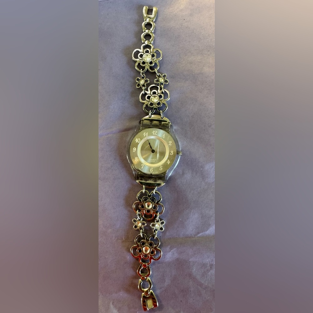 Swatch Silver-Tone Floral Link Bracelet Watch